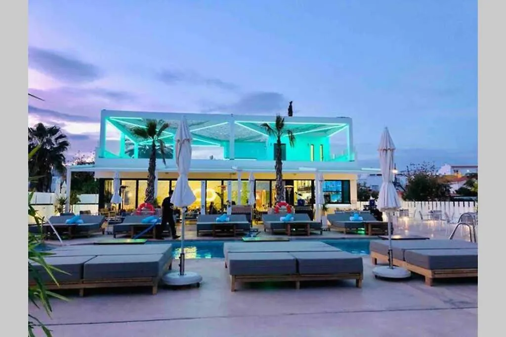 Luxury Modern Apartment By The Beach Málaga