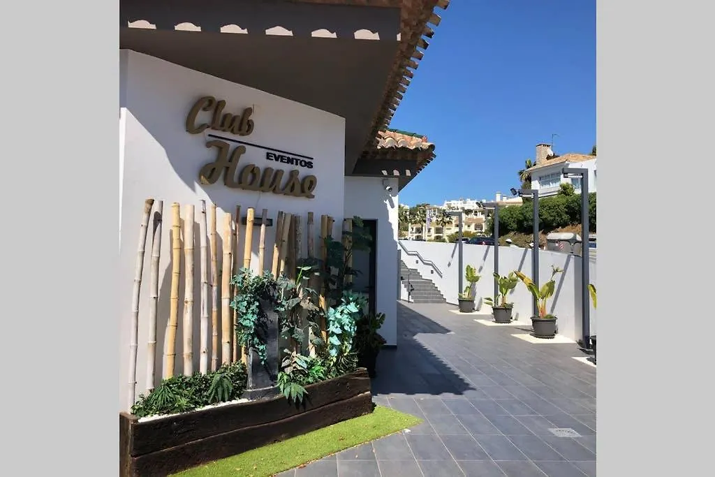 Luxury Modern Apartment By The Beach Málaga