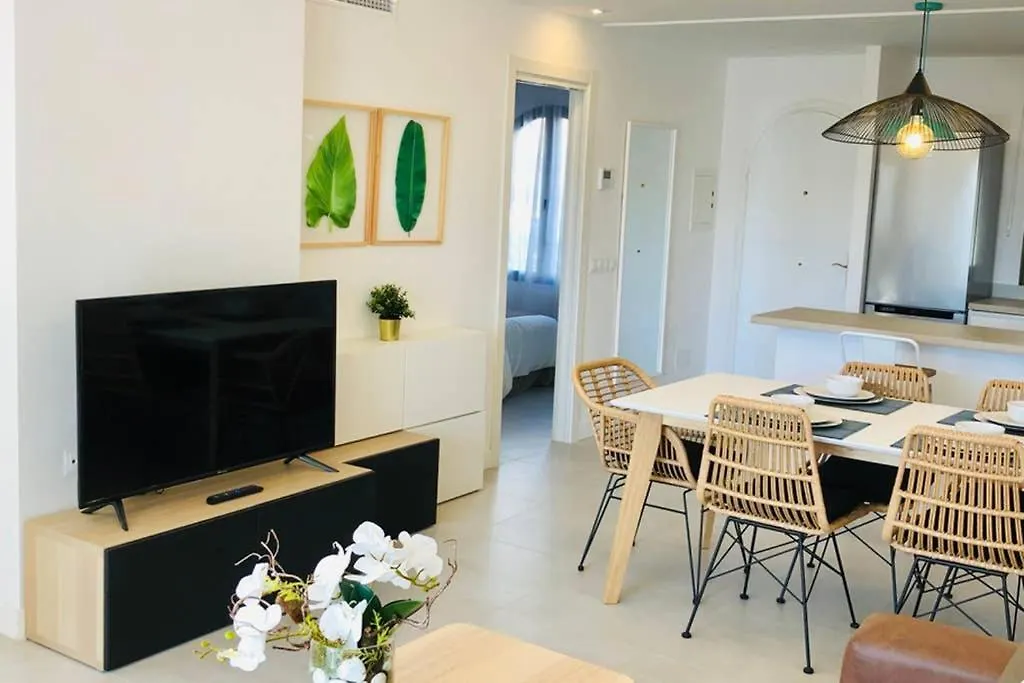 Luxury Modern Apartment By The Beach Málaga